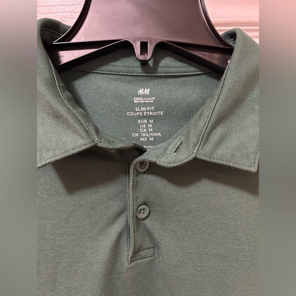 H&M Men's Green Polo Shirt - Picture 2 of 3